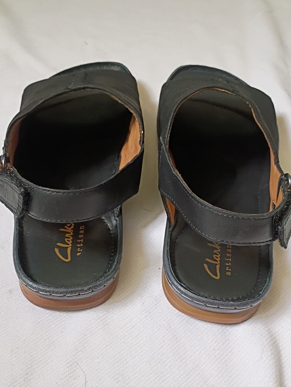 Artisan Clark's Black Leather Slides - Picture 5 of 8